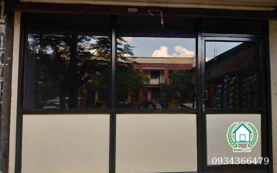 vách ngăn nhôm kính cường lực